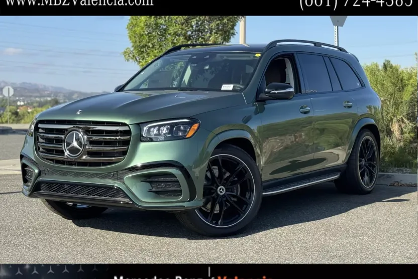 2026 Mercedes Benz GLS 450 4MATIC photo 1