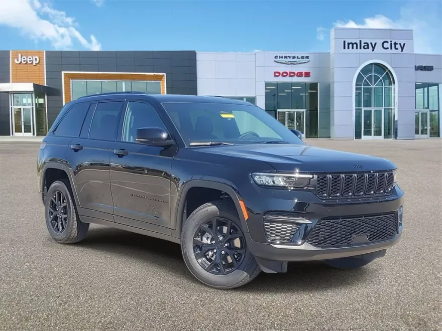 2025 Jeep Grand Cherokee Laredo Altitude photo 1