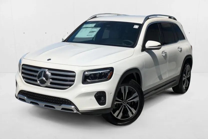 2025 Mercedes Benz GLB 250 photo 1