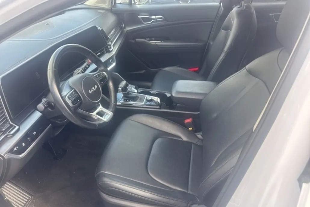 2023 Kia Sportage EX photo 1