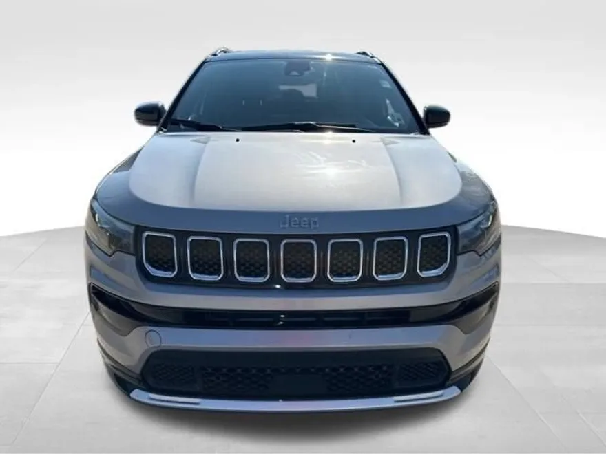 2023 Jeep Compass Limited photo 1