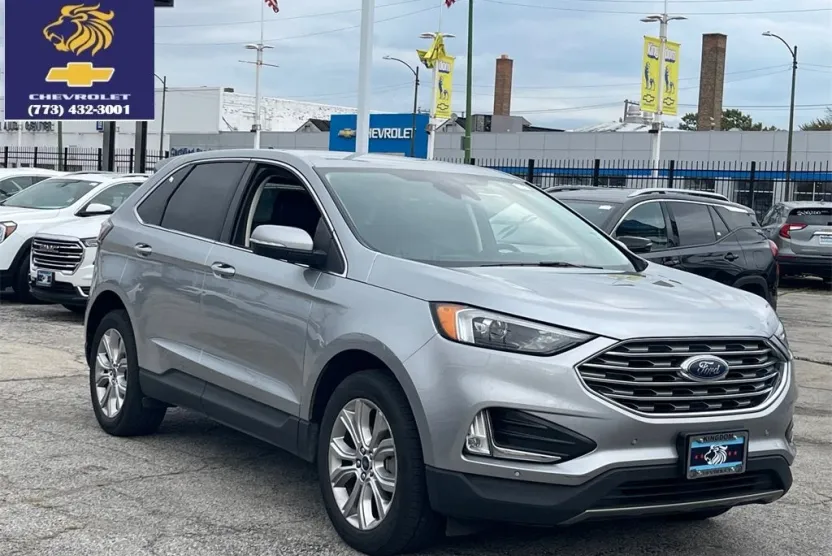 2022 Ford Edge Titanium photo 1