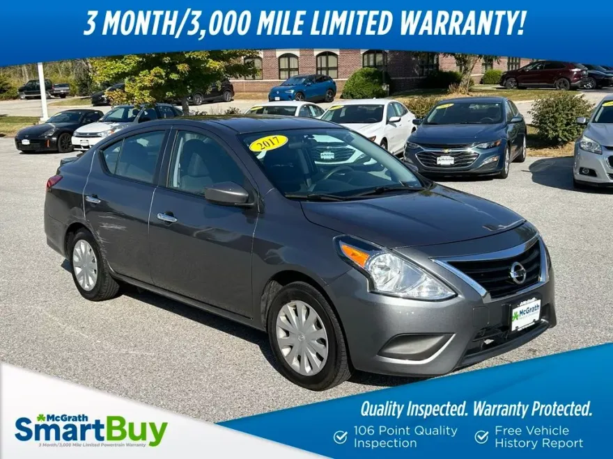 2017 Nissan Versa 1.6 SV photo 1