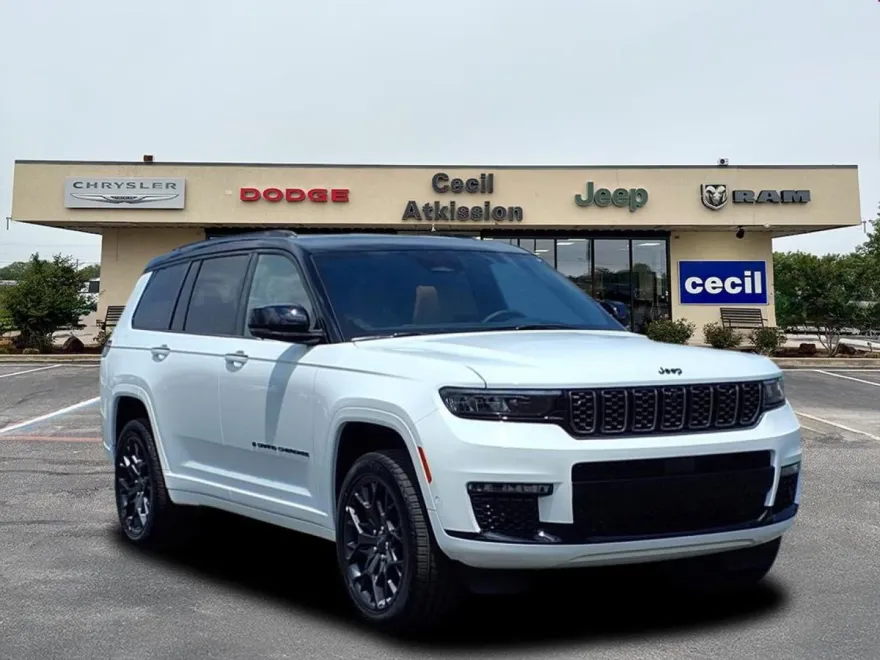 2025 Jeep Grand Cherokee L Summit photo 1