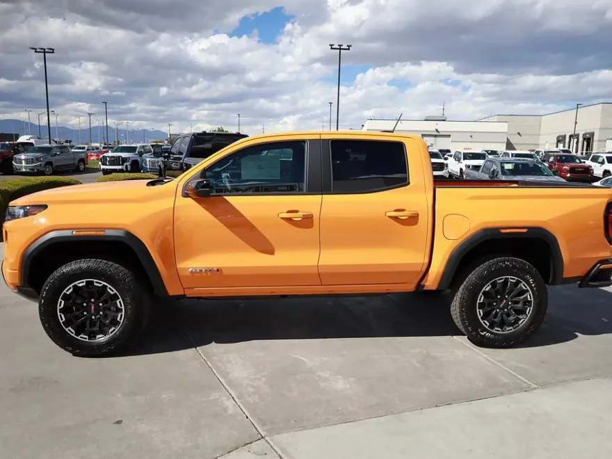 2026 Gmc Canyon AT4 photo 1