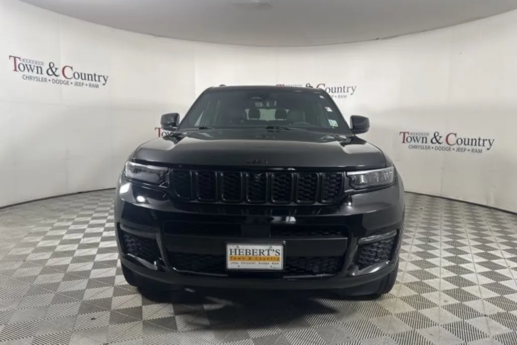 2024 Jeep Grand Cherokee Limited photo 1
