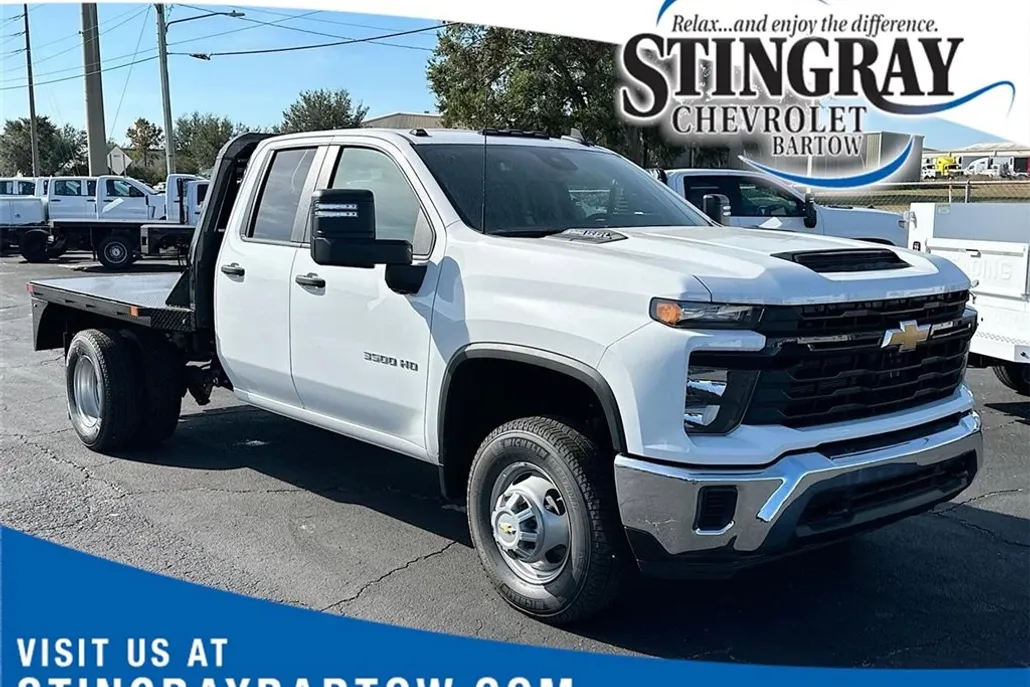 2024 Chevrolet Silverado 3500HD photo 1