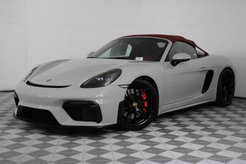 2022 Porsche Boxster Spyder photo 1