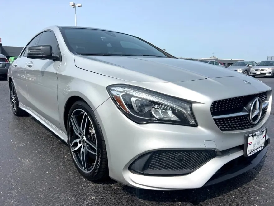 2019 Mercedes Benz CLA 250 4MATIC photo 1