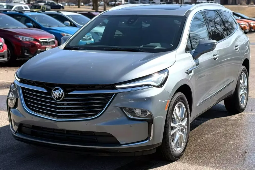 2024 Buick Enclave Premium photo 1