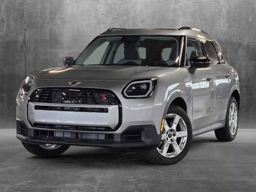 2025 Mini Countryman S photo 1