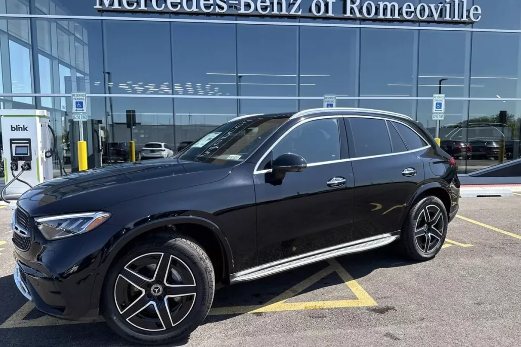 2026 Mercedes Benz GLC 350e 4MATIC photo 1