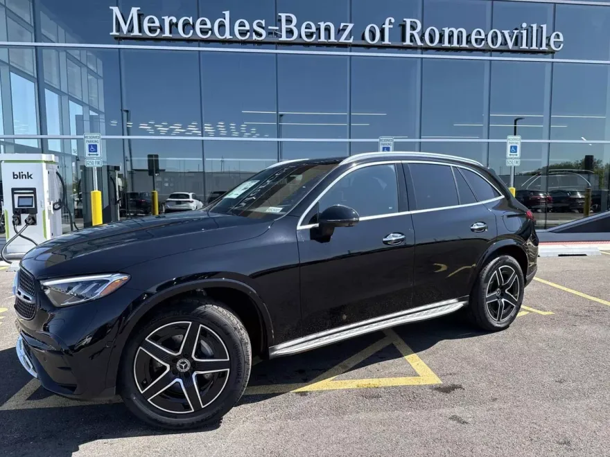 2026 Mercedes Benz GLC 350e 4MATIC photo 1
