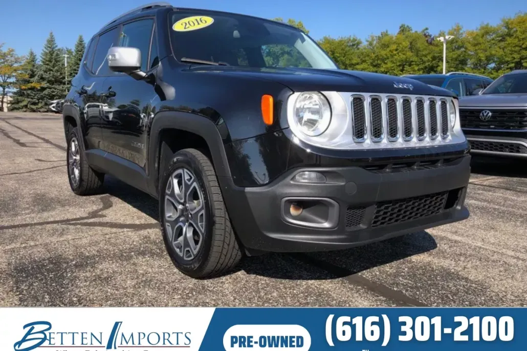 2016 Jeep Renegade Limited photo 1