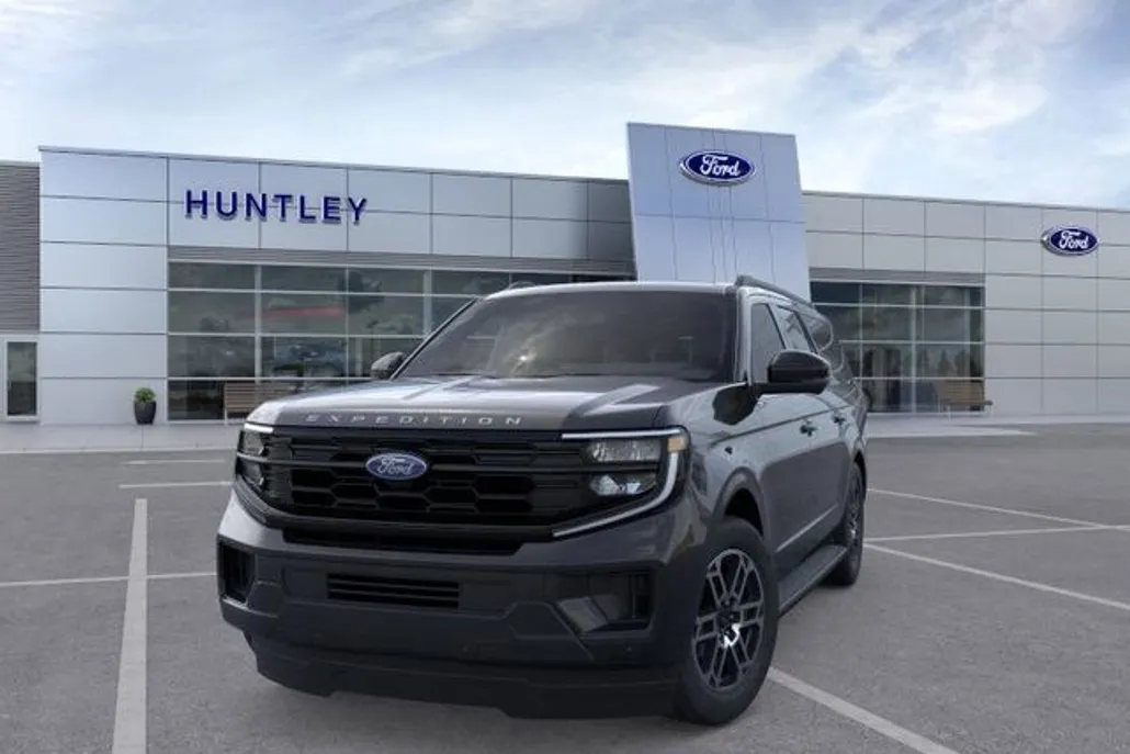 2025 Ford Expedition MAX photo 1