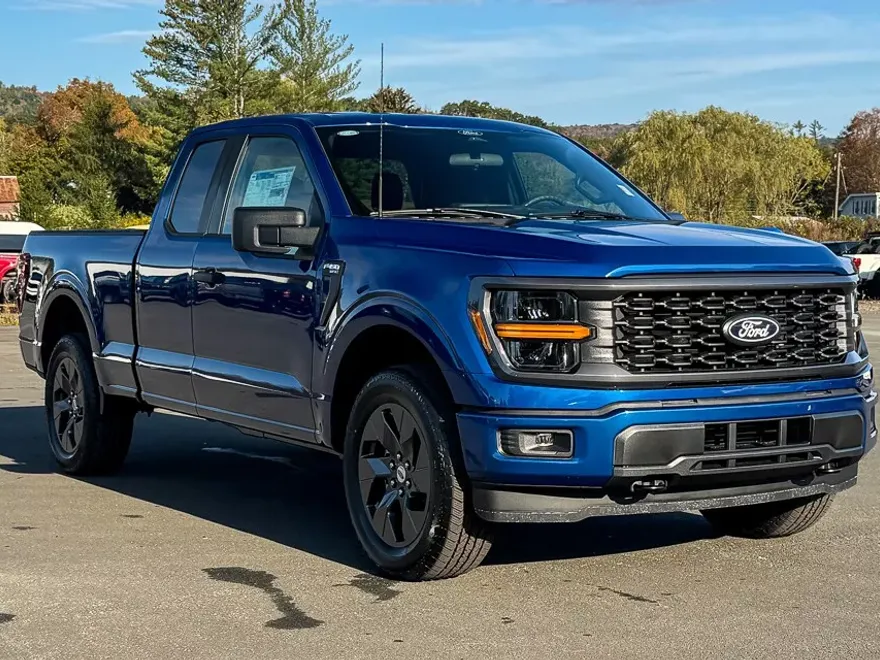 2025 Ford F-150 STX photo 1