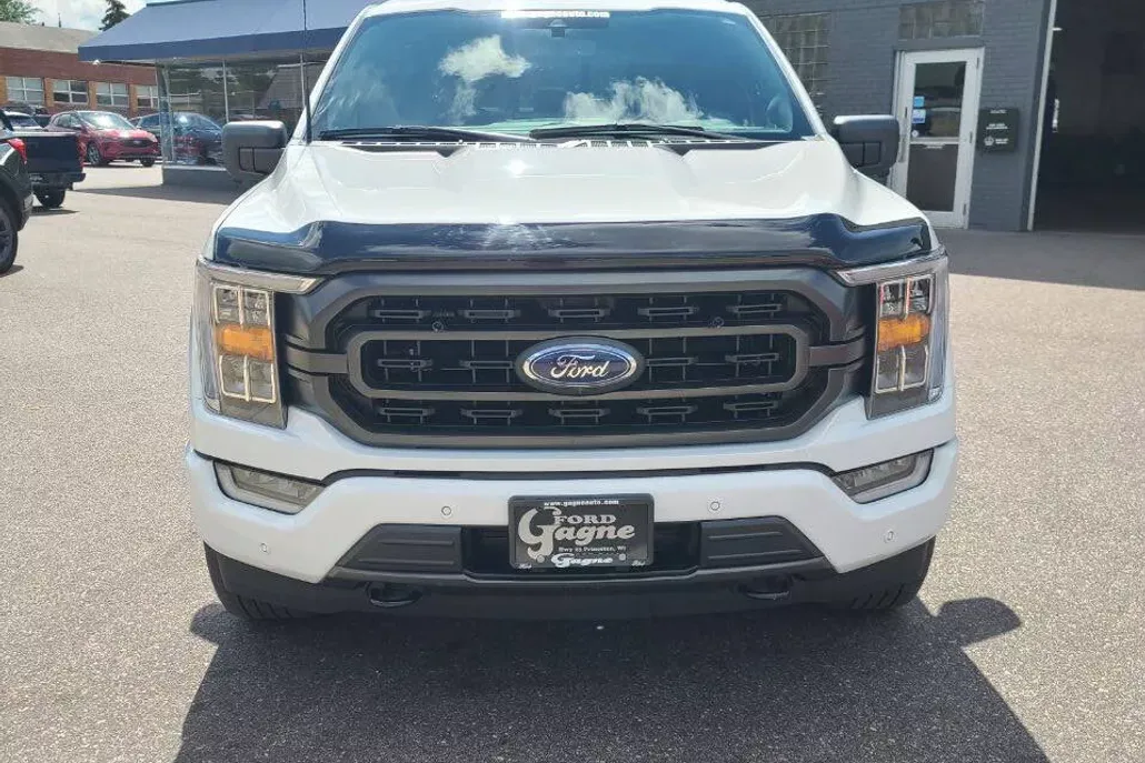 2021 Ford F-150 XLT photo 1