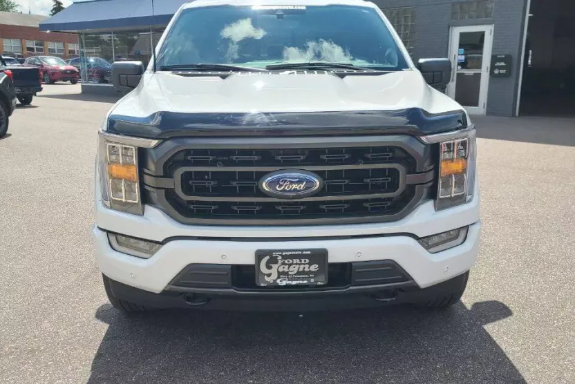 2021 Ford F-150 XLT photo 1