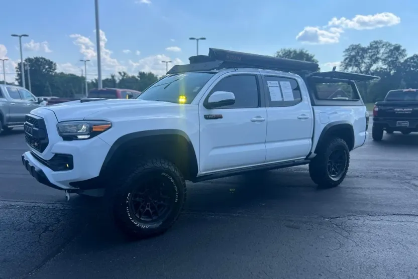2021 Toyota Tacoma TRD Pro V6 photo 1