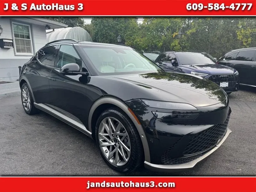 2024 Genesis GV60 Advanced AWD photo 1