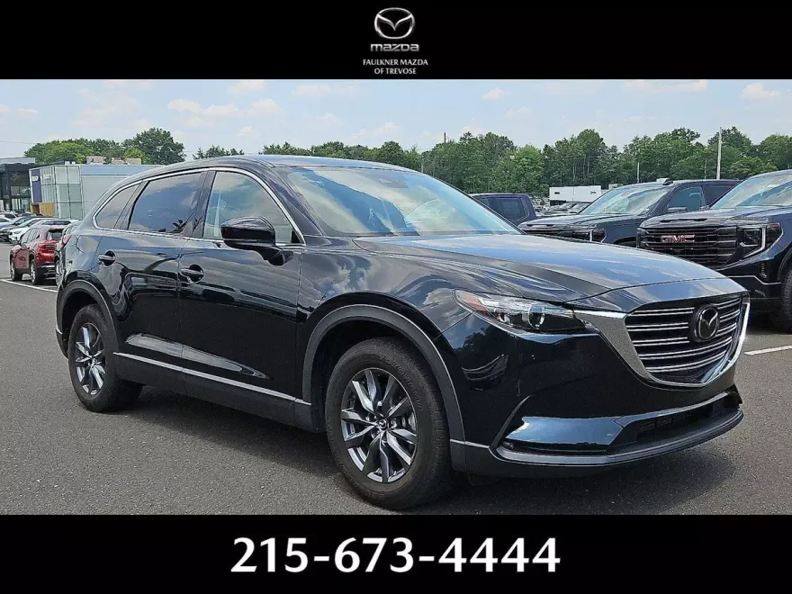 2023 Mazda CX-9 Touring photo 1