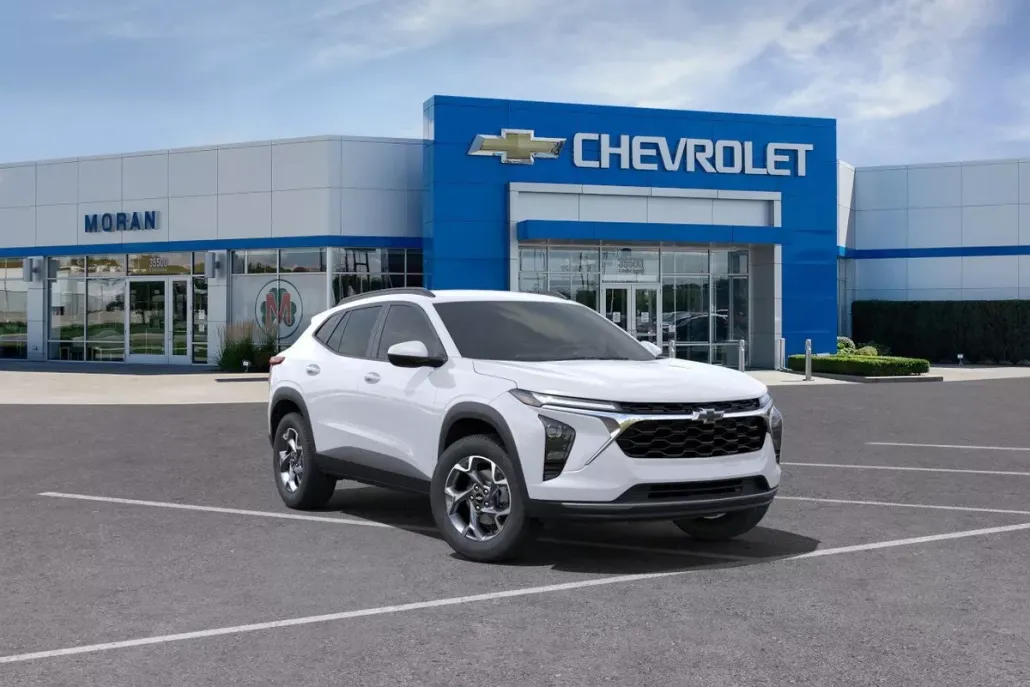 2025 Chevrolet Trax LT photo 1