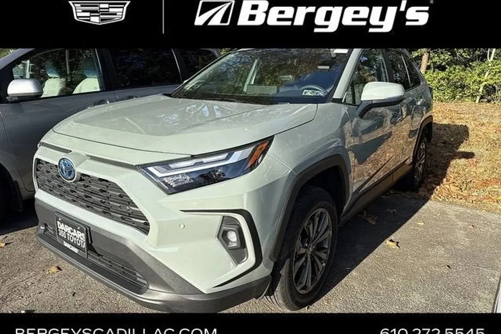 2023 Toyota RAV4 Hybrid XLE Premium photo 1