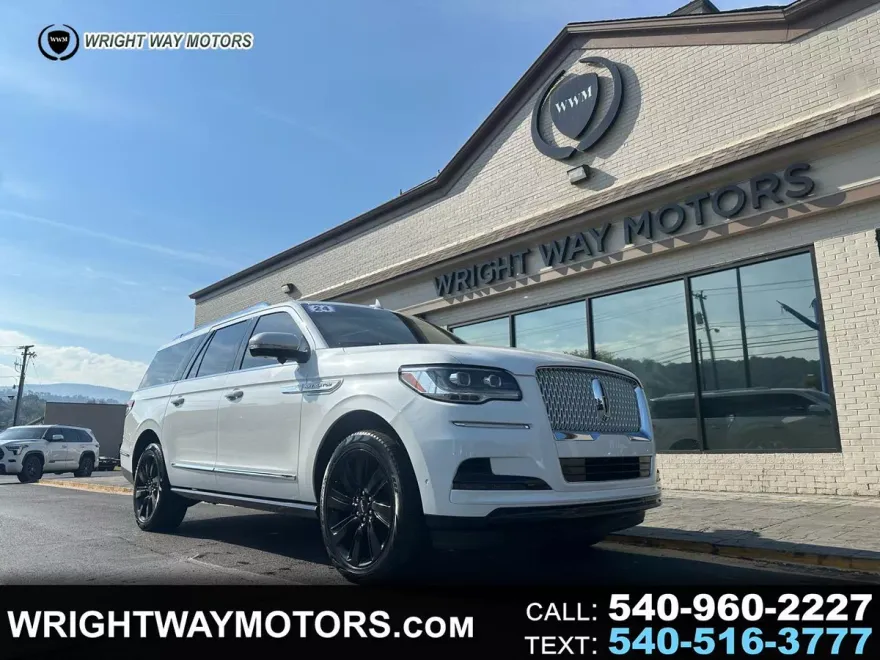 2024 Lincoln Navigator L Reserve photo 1