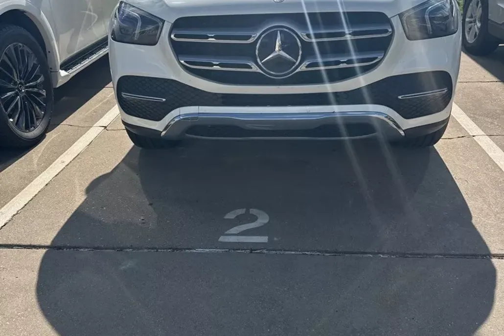 2022 Mercedes Benz GLE 350 photo 1
