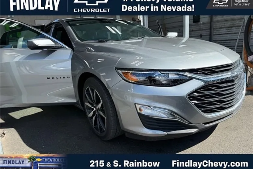2023 Chevrolet Malibu RS photo 1