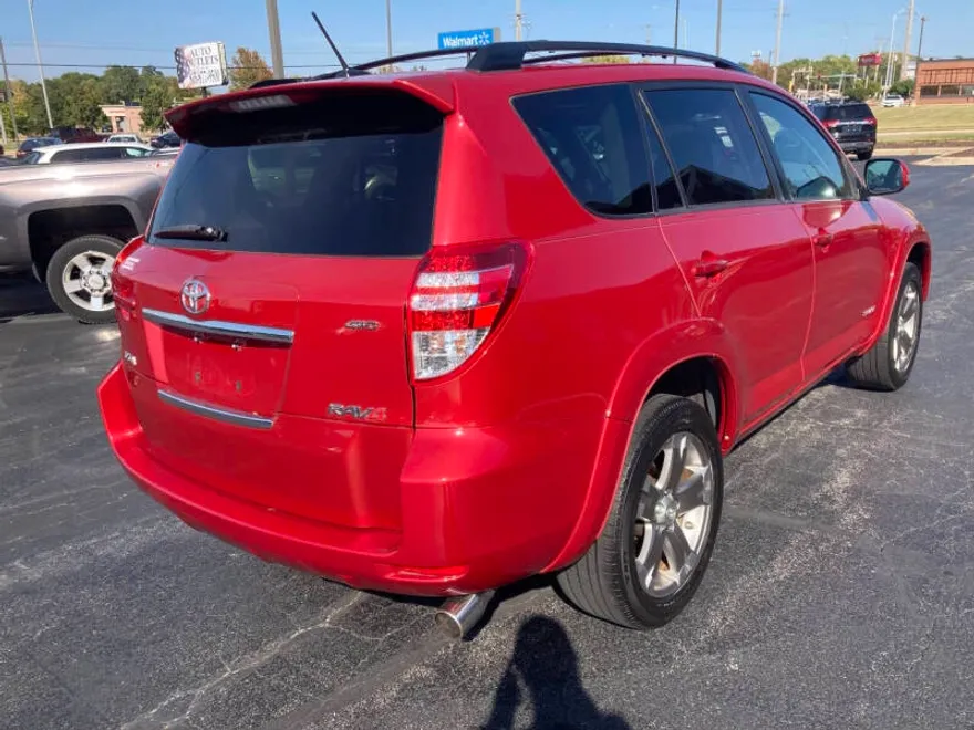 2010 Toyota RAV4 Sport photo 1