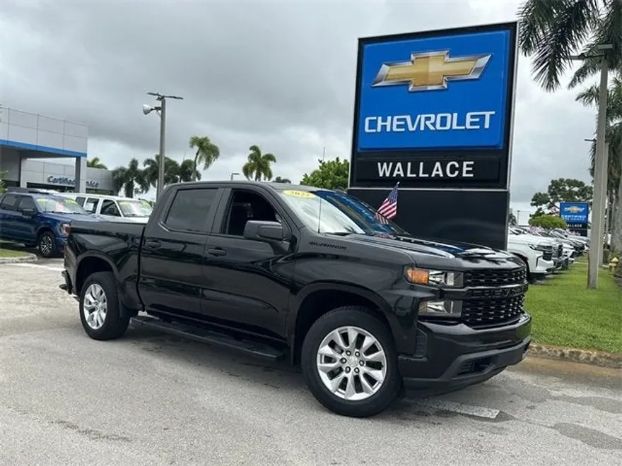 2022 Chevrolet Silverado 1500 Custom photo 1