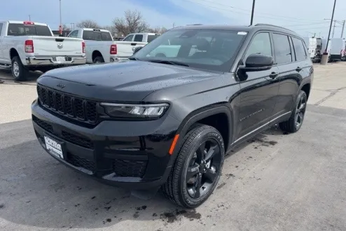 2025 Jeep Grand Cherokee Altitude X photo 3