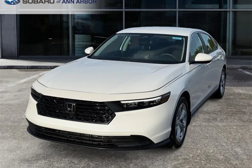 2023 Honda Accord LX photo 1