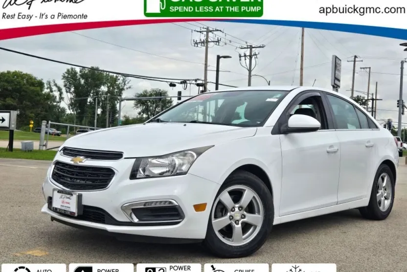 2015 Chevrolet Cruze LT photo 1