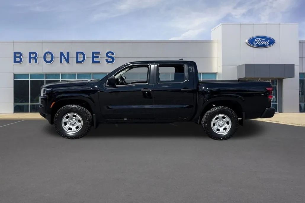 2023 Nissan Frontier S photo 1