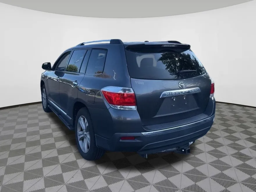 2013 Toyota Highlander Limited photo 1