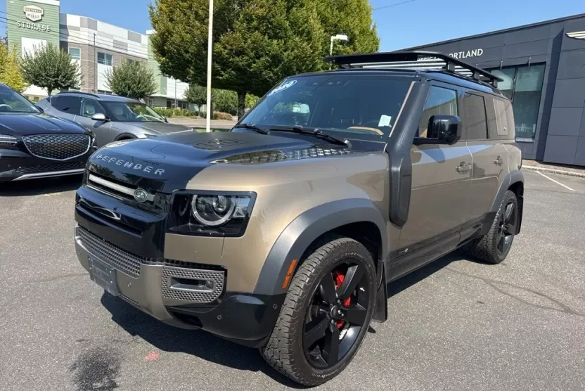 2020 Land Rover Defender 110 X photo 1