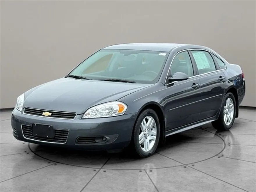 2011 Chevrolet Impala 1LT photo 1