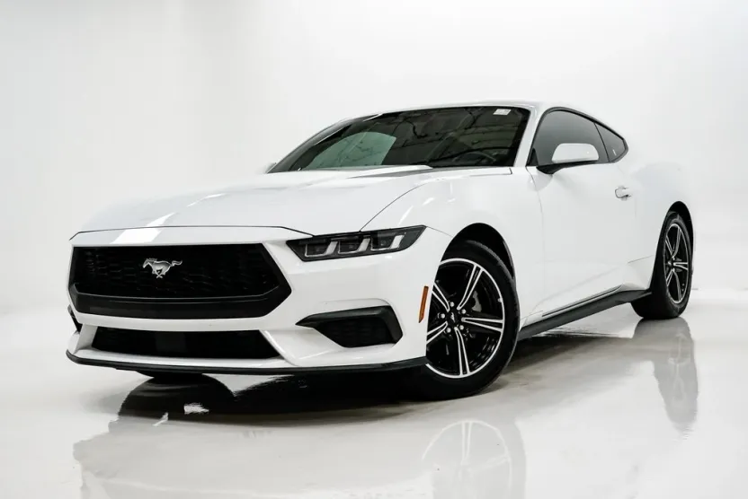 2024 Ford Mustang EcoBoost photo 1