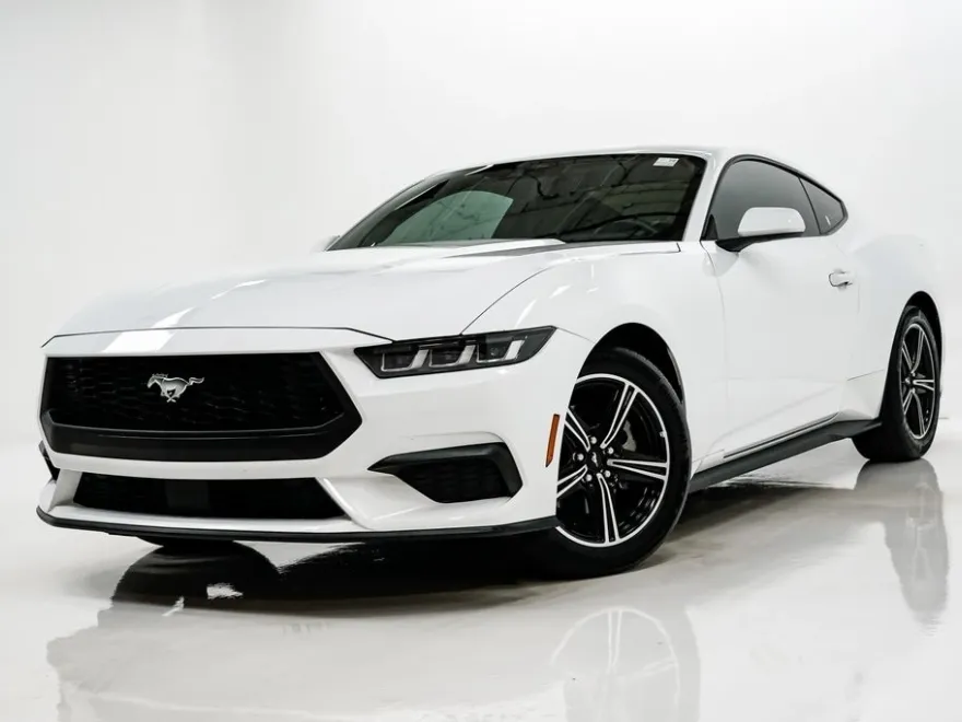 2024 Ford Mustang EcoBoost photo 1