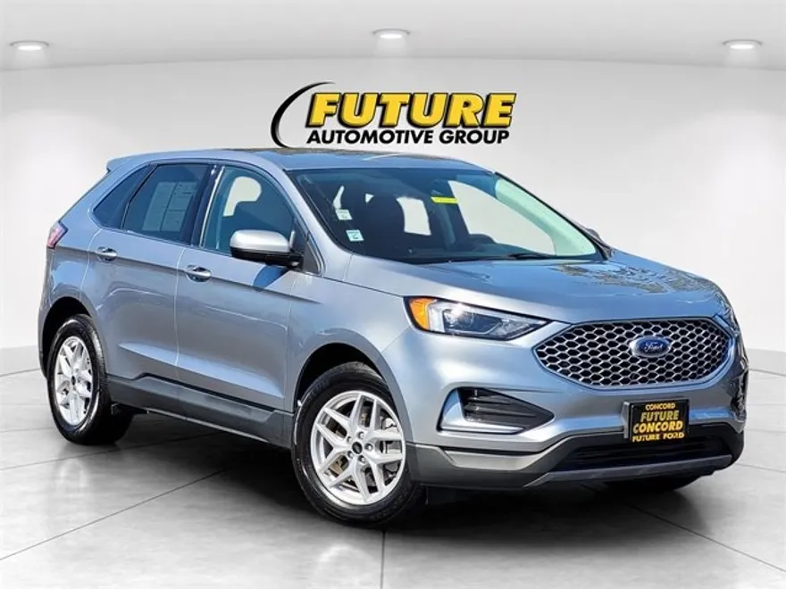 2024 Ford Edge SEL photo 1