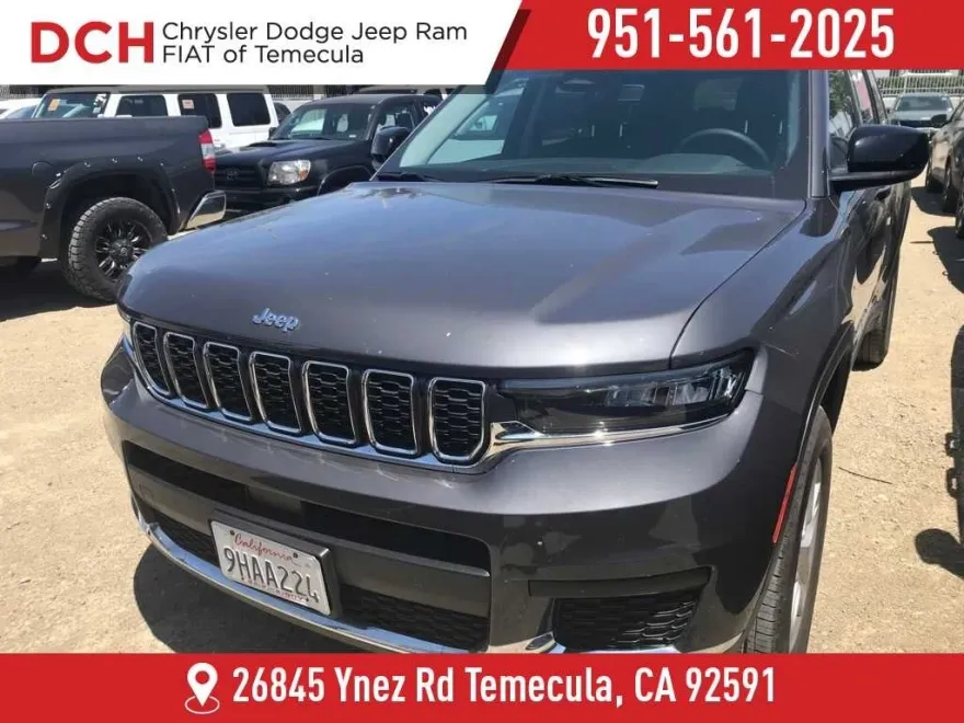 2023 Jeep Grand Cherokee Laredo photo 1