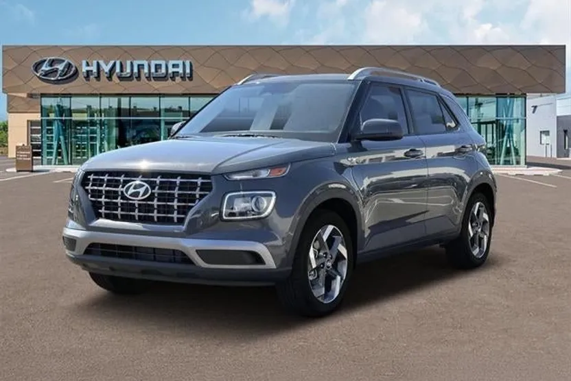 2025 Hyundai Venue SEL photo 1