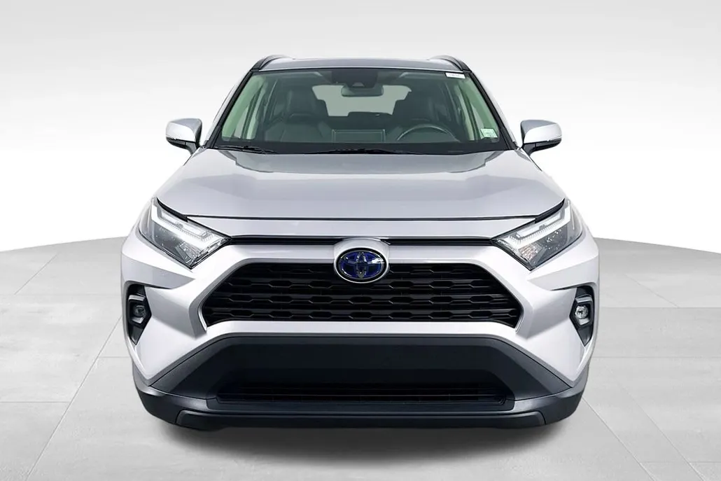 2023 Toyota RAV4 Hybrid XLE Premium photo 1