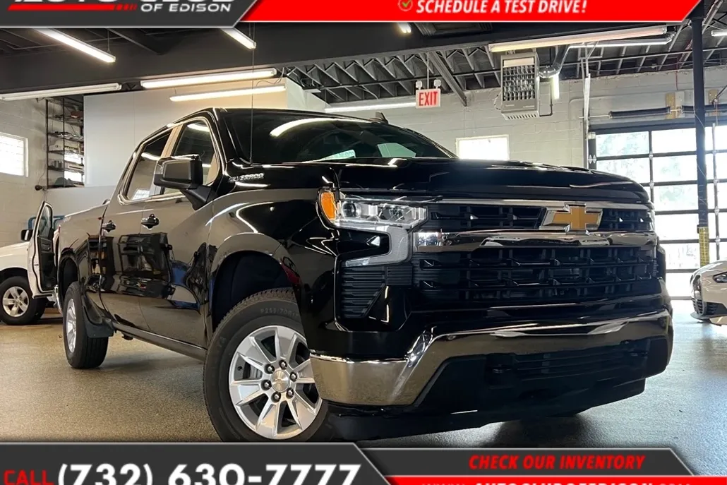 2023 Chevrolet Silverado 1500 LT photo 1