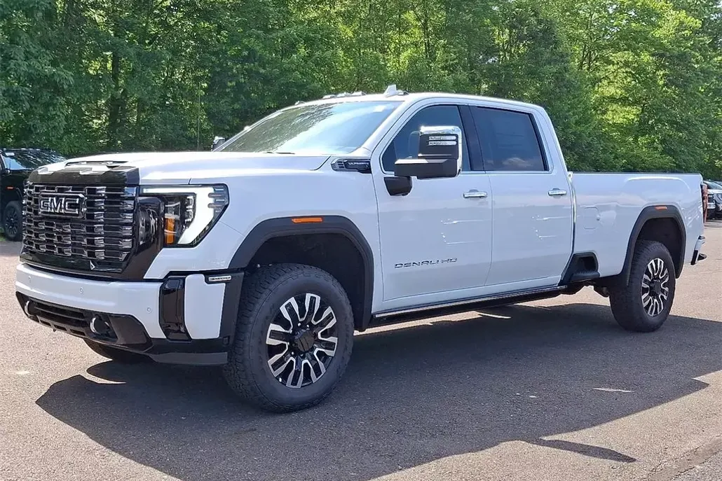 2025 Gmc Sierra 3500 HD Denali Ultimate photo 1
