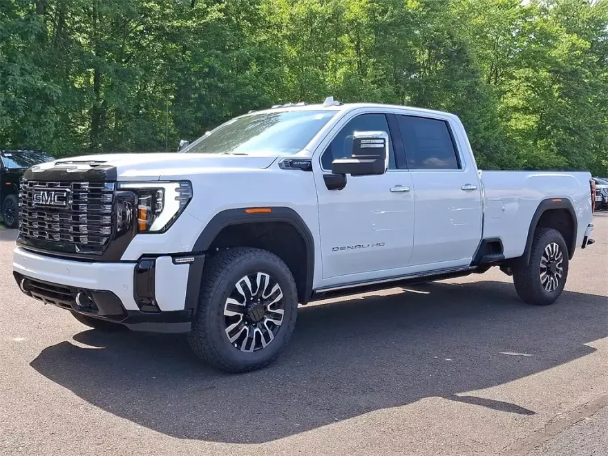 2025 Gmc Sierra 3500 HD Denali Ultimate photo 1