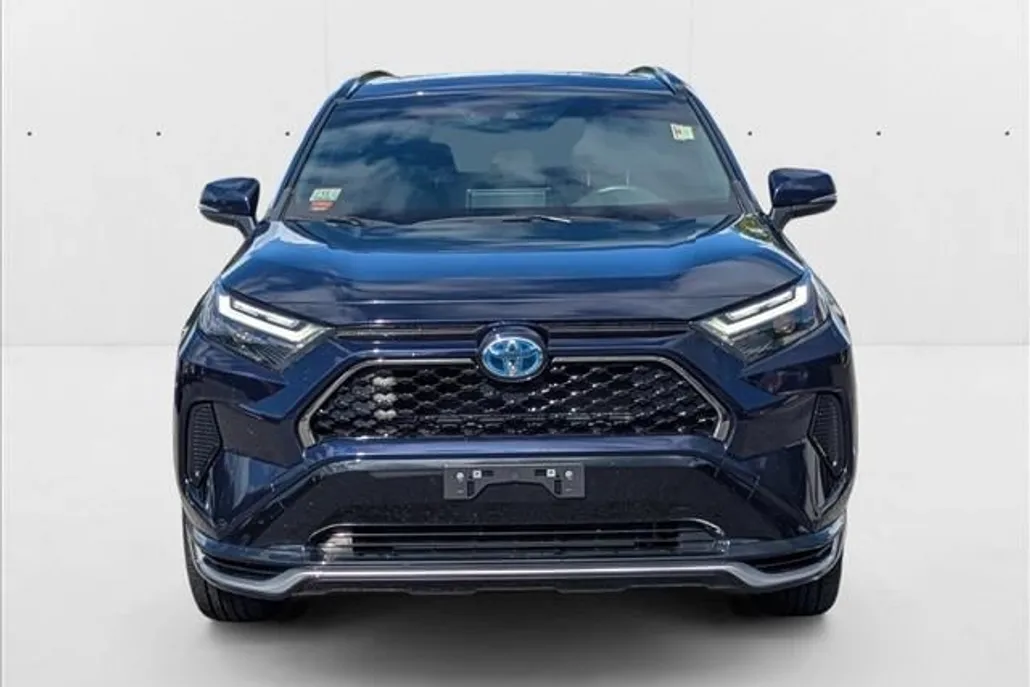 2024 Toyota RAV4 Prime SE photo 1
