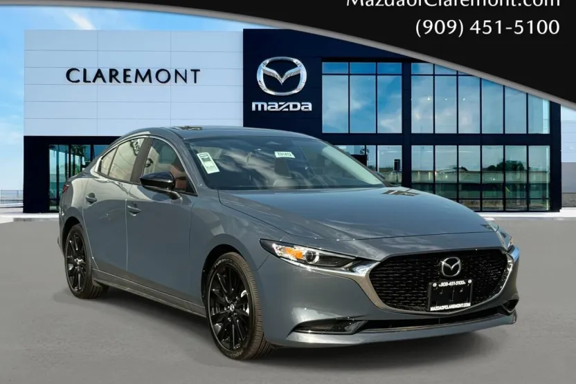 2025 Mazda Mazda3 2.5 s Carbon photo 1